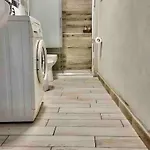 شقة 